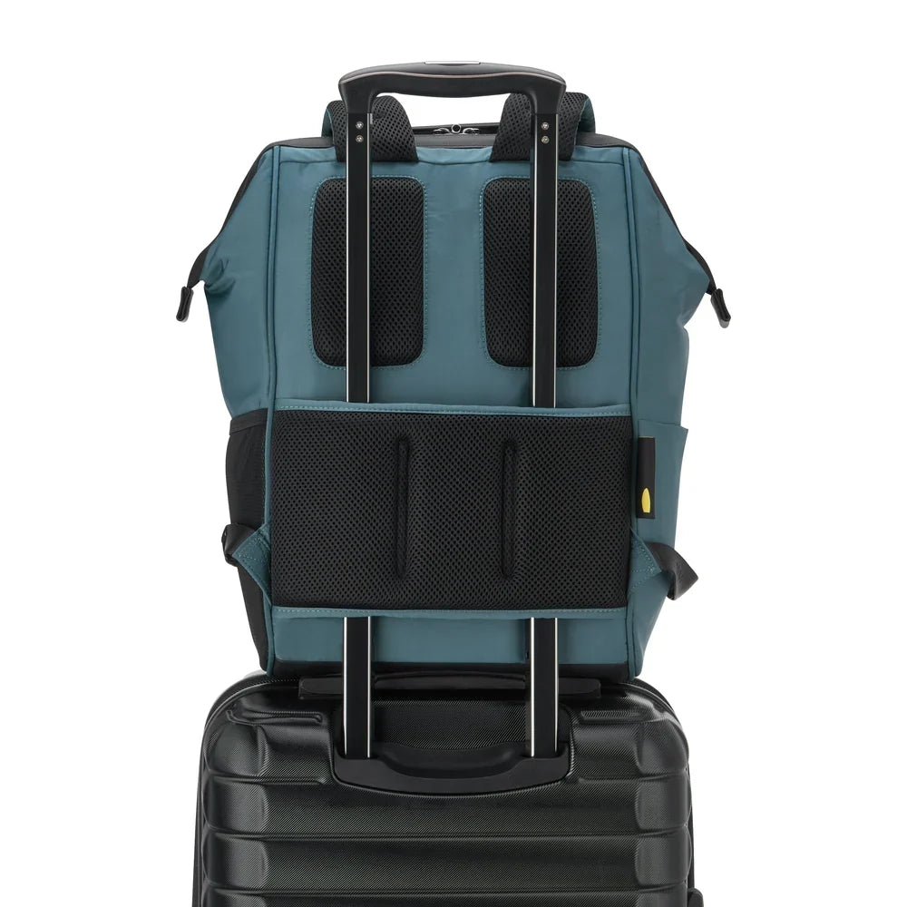 SHADOW 5.0 Backpack 25.87L GREEN Promotional Price