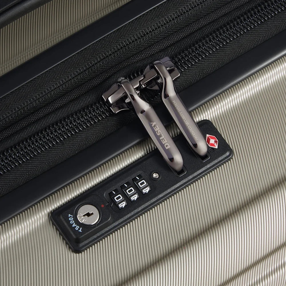 SHADOW 5.0 Expandable Medium Suitcase Check-In 66 CM Promotional Price